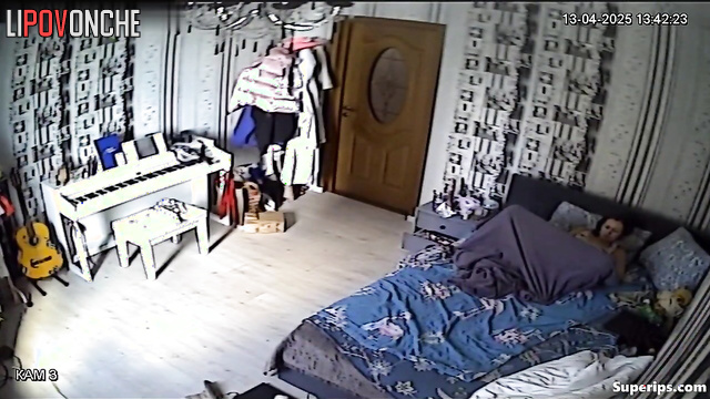 Pretty lady wants to masturbate hot all day, watch
