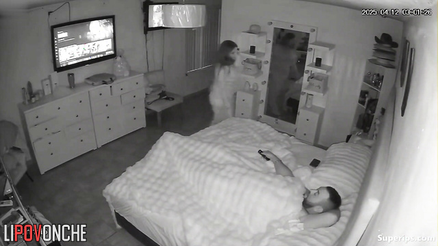 She will do anything for his orgasm (hidden video)