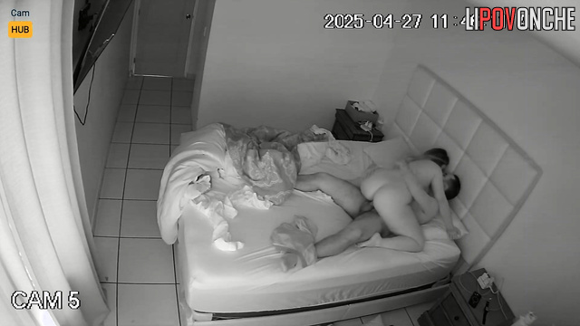 Guy enjoyed her juicy body to the fullest, home porn