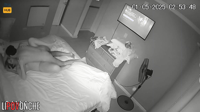 Couple fucking sweet instead of watching detective