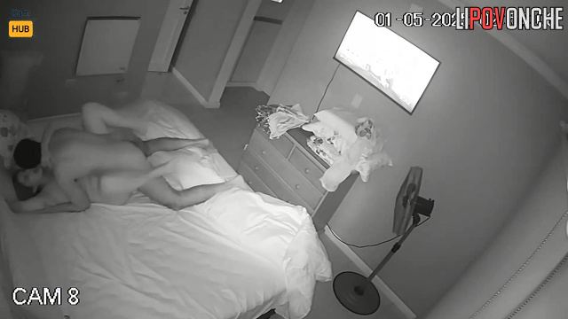 Couple fucking sweet instead of watching detective