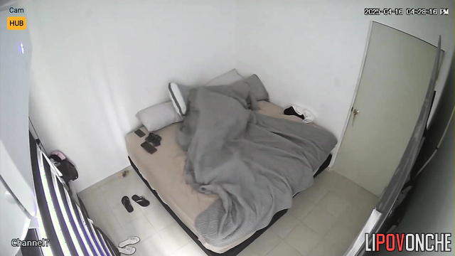 Husband licking wet pussy his lovely wife / home tape