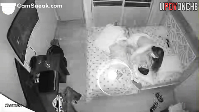 These young people change positions in bed every time