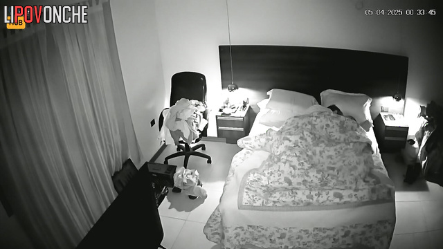 Couple had a hot quickie in the hotel, hidden camera