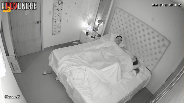 A temperamental mistress gave her boyfriend several sex sessions