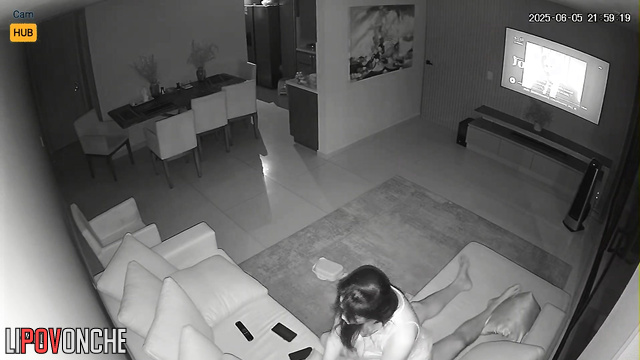 What a sensual blowjob this chick can do - this guy stayed pleased