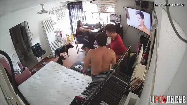 Lazy husband brought his chubby wife to an intense orgasm with his thick fingers