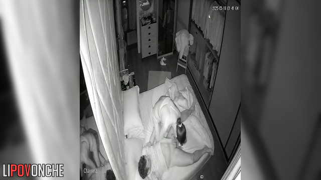 Temperamental milf prepared a sexual surprise for her impatient lover