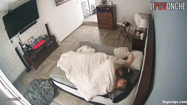 Miniature Latina overheated during an intense fuck with her husband