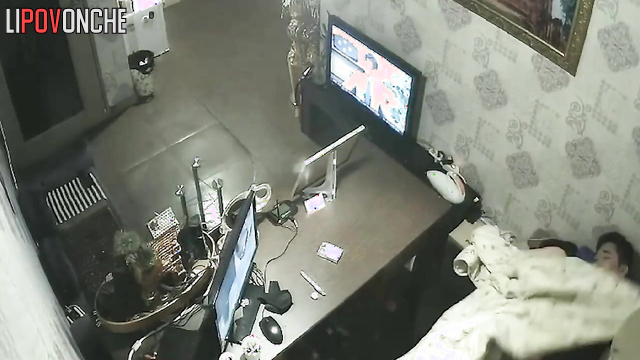 Chubby lady found very sexy way to pay for her tattoos