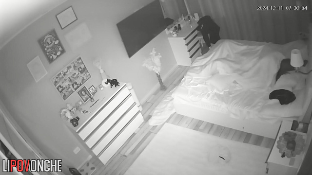A woke bearded boyfriend gave his girlfriend a hardcore sex marathon