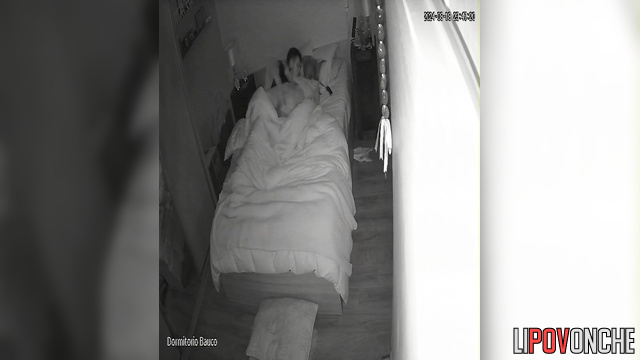 Late night fucking of a young couple - there's no way to relax