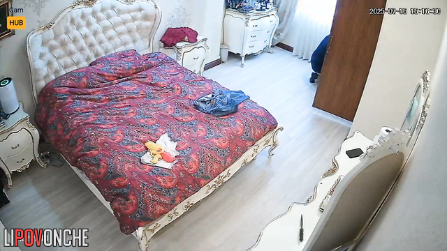 Spouses fucking hot on the king size bed, home video
