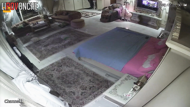 Couple fucking in the huge hotel room (egyptian luxury)