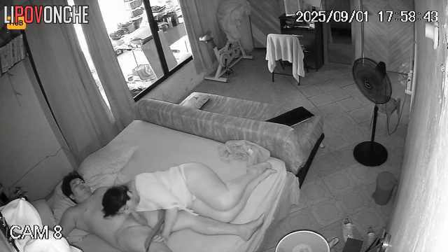 Chubby Mexican milf lazily gives her bored husband a blowjob