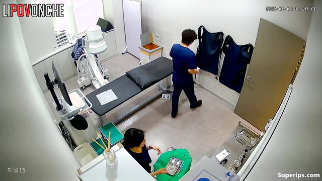 Public tape - doctors closed the door, unaware they are being watched