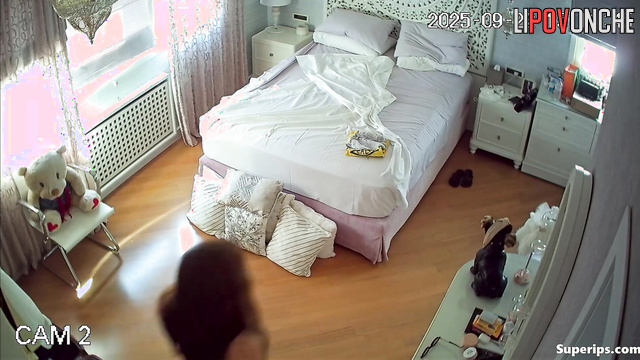 Babe texting with her first boyfriend without panties