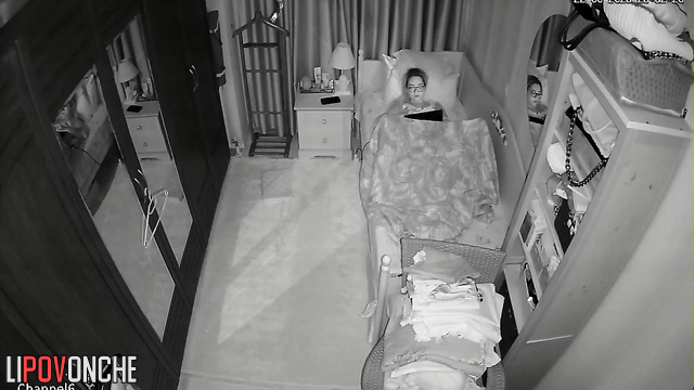 She masturbated to porn while her husband was in the kitchen