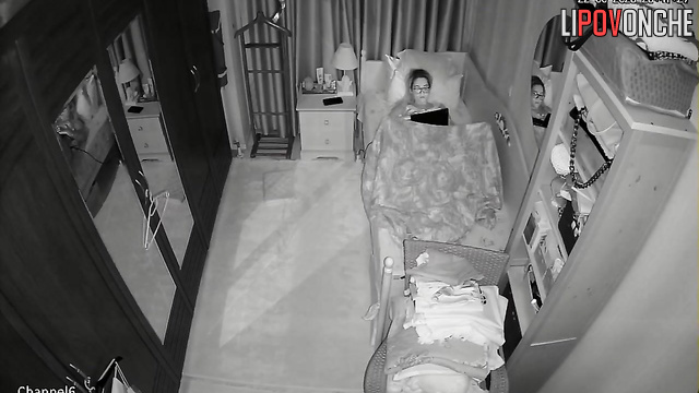 She masturbated to porn while her husband was in the kitchen