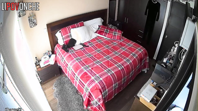 Sex toy made her day - home hidden video (lonely brunette)