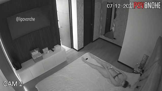 She remembered her boyfriend and decided to masturbate