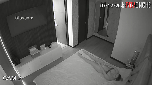 She remembered her boyfriend and decided to masturbate