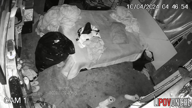 The guy made the hottie strip and fuck in a dirty room