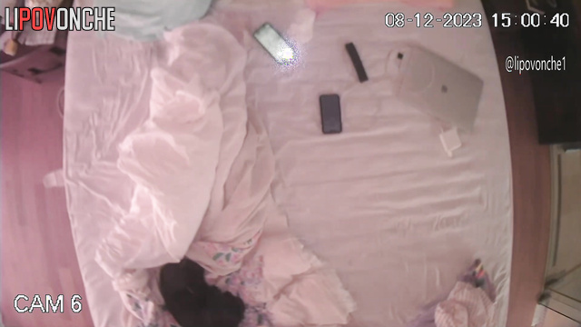 Girl in a towel exposes her pussy and masturbates on the phone camera