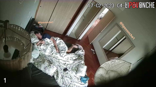 Man fucked a cute brunette with big tits on the bed