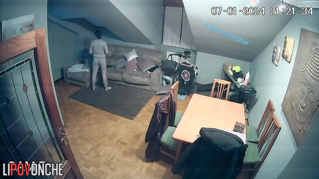 Simple sports activities in the living room - hidden tape