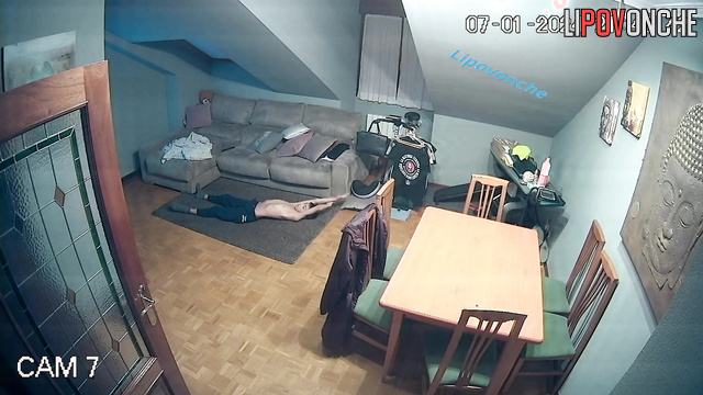 Simple sports activities in the living room - hidden tape