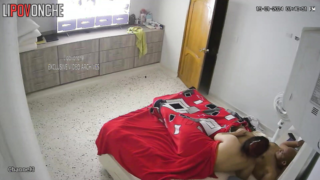 This sexy babe never deprives her men of a blowjob