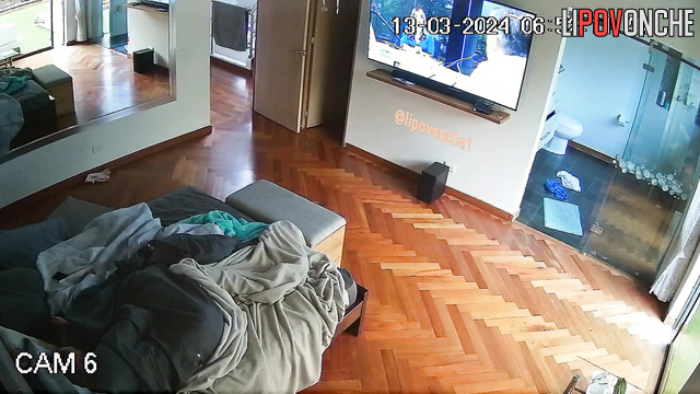 Husband kissed his wife in ass (she was without panties)
