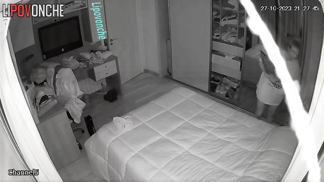 Pretty blonde watched favorite show alone (bedroom tape)