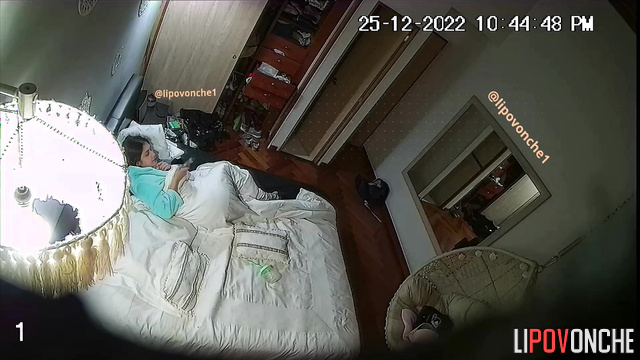Pretty brunette playing with her clit and vibrator