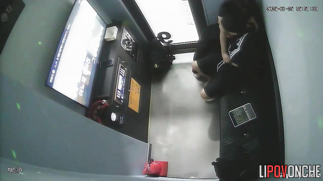 Look why young Asian people like to come to this karaoke cafe together