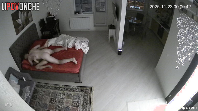 They fucked without condoms and he cummed on her stomach after fuck