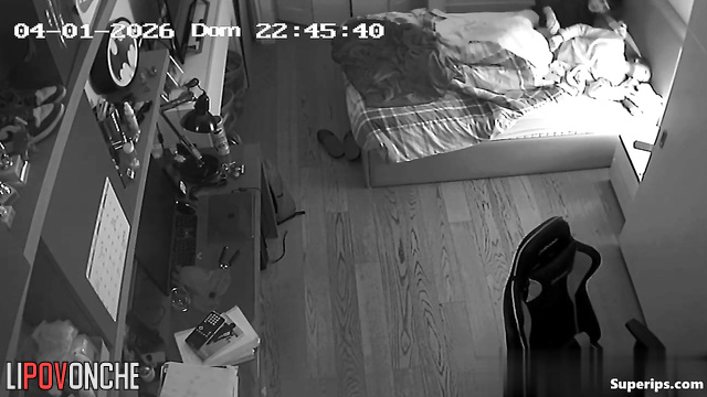 They didn't expect to be spotted, but you are free to enjoy their sex