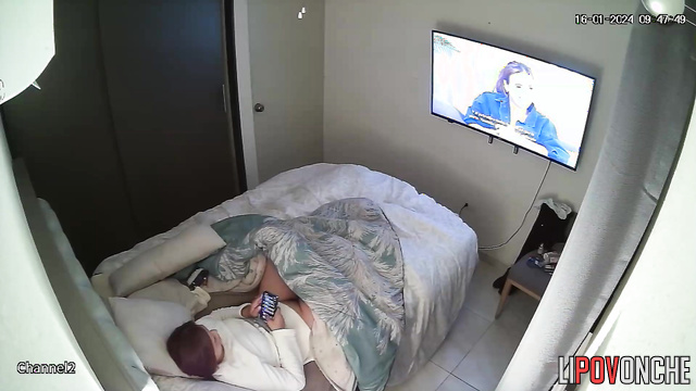 This woman gets horny when she sees a hot porn - so watch her pussy play