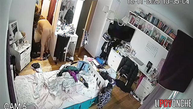 Curvy chick doesn't know about this hidden camera - look what she is doing