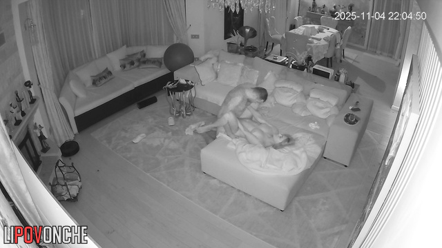 Living room is perfect for such passionate sex - rate this married couple