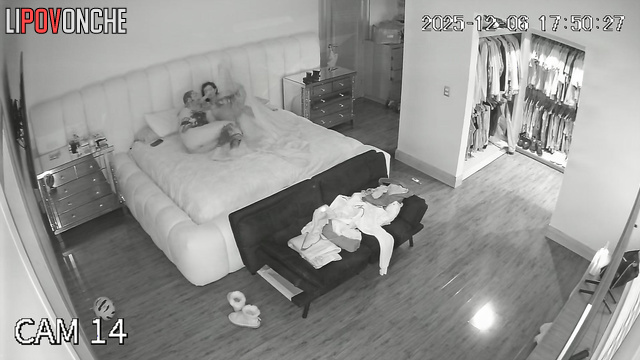 The husband and wife popped home from their walk to have a quick fuck