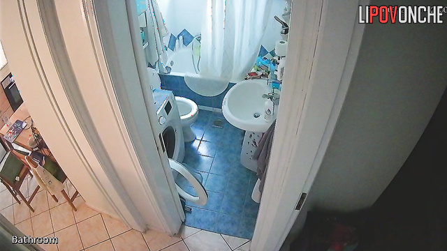 When she got home, the businesswoman ran to the bathroom to pee