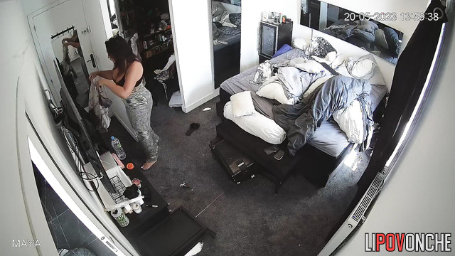 A chubby brunette with a big bare butt won't let her husband into the bedroom