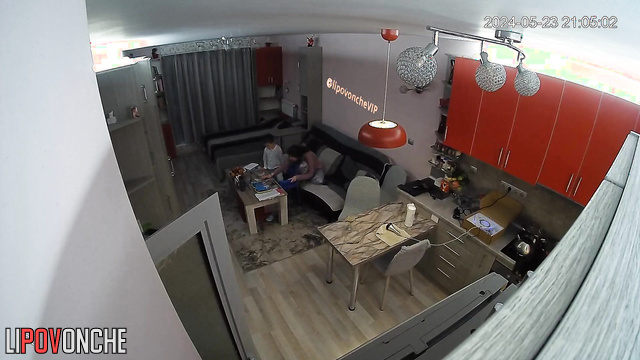 Ordinary day of this friendly family / someone spying them