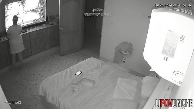 Single babe playing with cute & small sex toy on the bed