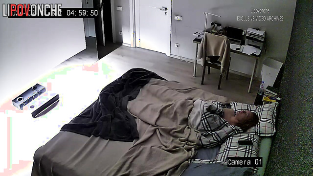 A bored mommy plays with her hot, wet pussy under the covers