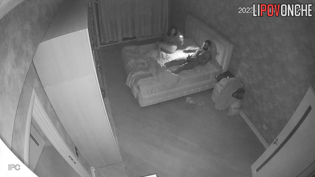 Boyfriend shone a flashlight on her after sex, look
