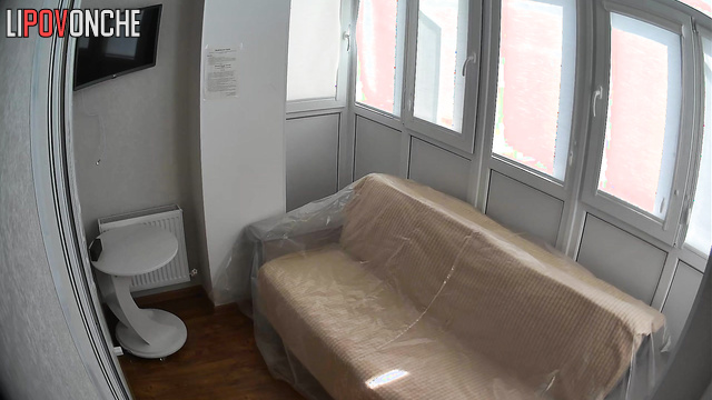 Old gray-haired woman decided to air out all the rooms - hidden cam