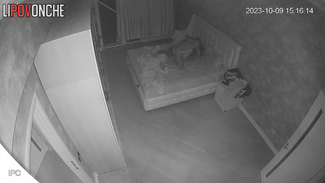 Guy flashing his dick and her pussy during sex, watch it now